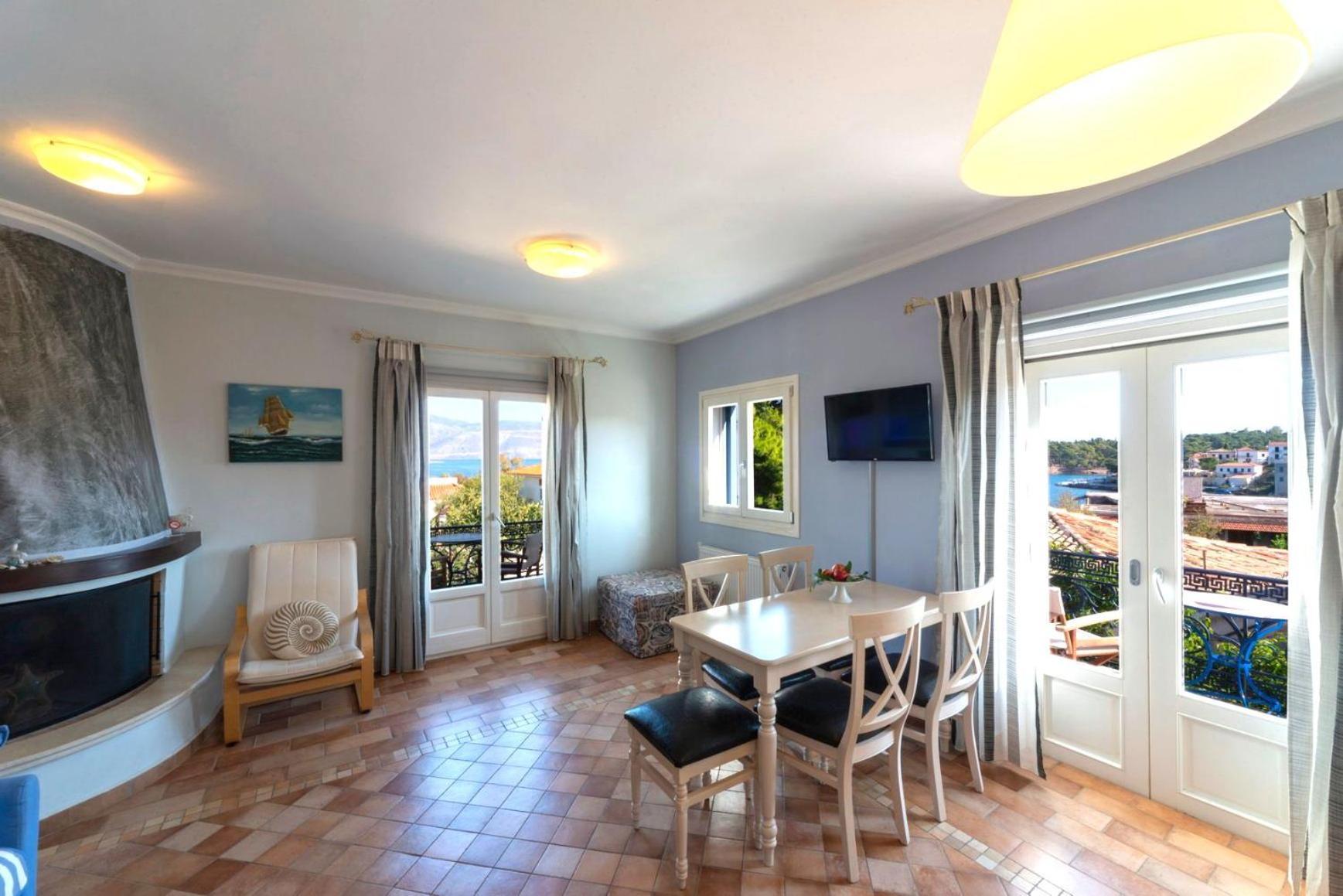 Nautilus Luxury Suites Galaxídhion Exteriér fotografie